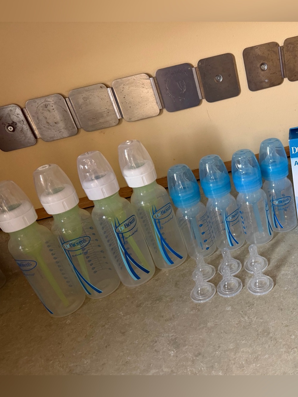 Dr. Brown's Clear Baby Bottles with Blue Accents - Pack of Mixed Caps